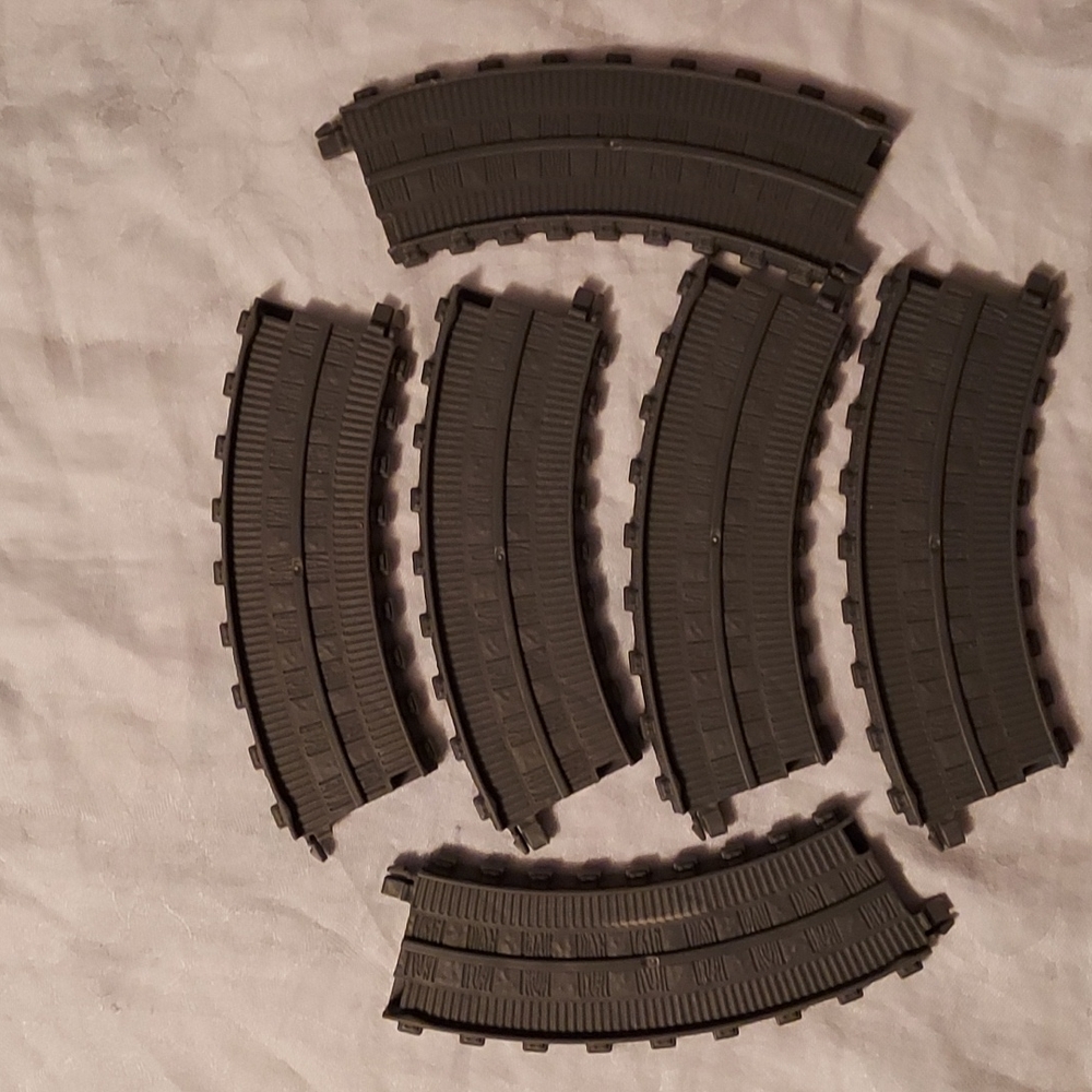 Replacement Parts ( CS) 6-pc Grey Corners for Thomas Tank Super Train Station
